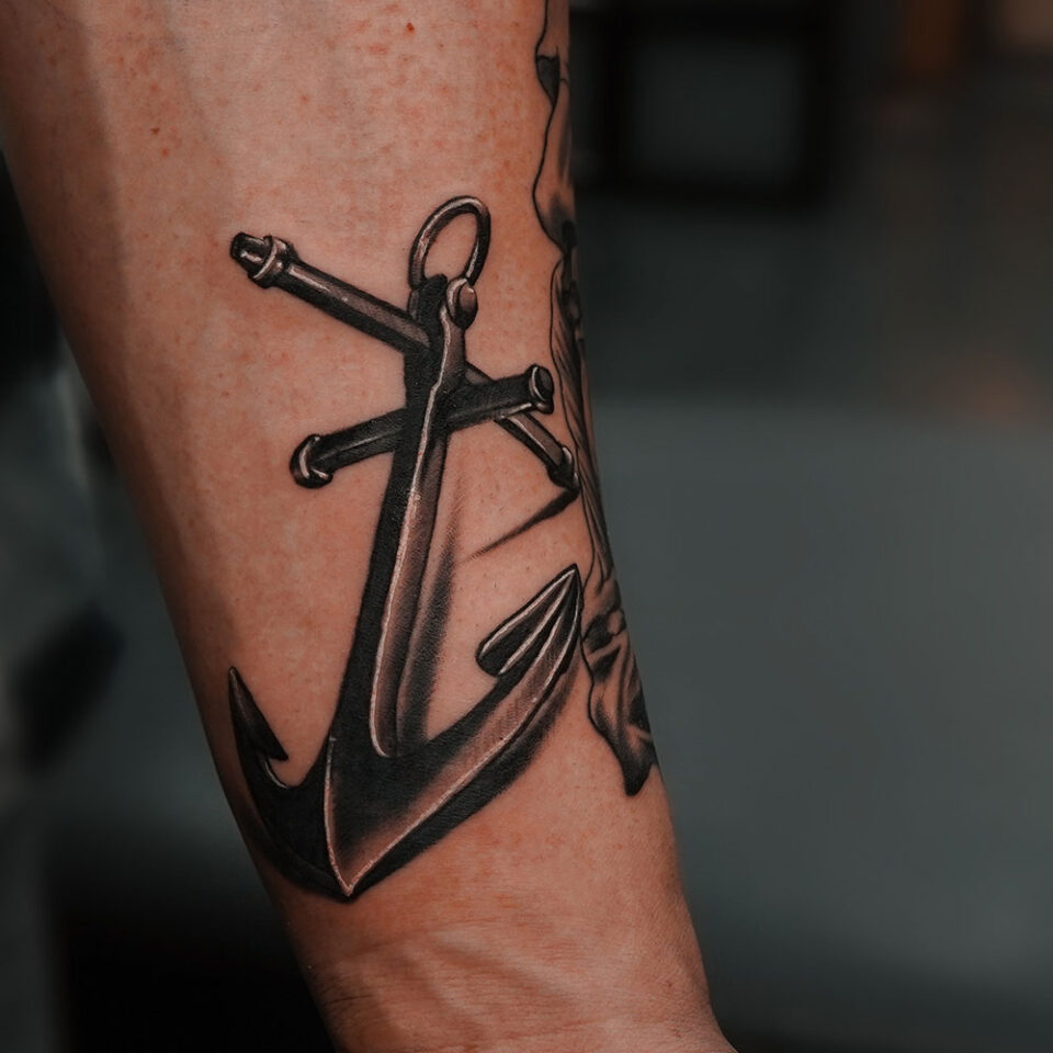 Anchor Tattoo Source @tattoosbyabhishek via Instagram