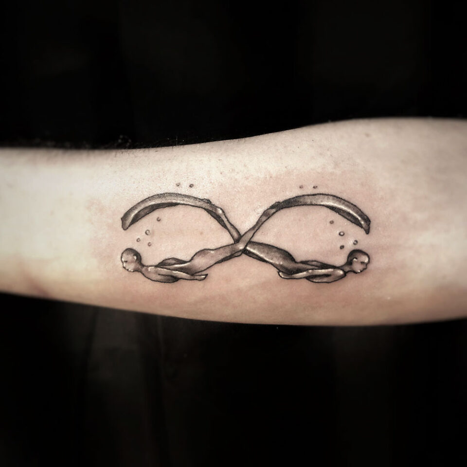 Infinity Tattoo Source @InksaneSkinArt via Facebook