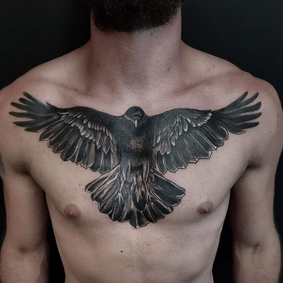 Raven Tattoo Source @thermalinktattoo via Instagram